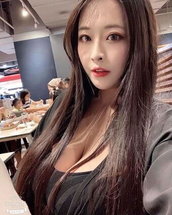 _04x_ Naakte Lekken OnlyFans Foto 7