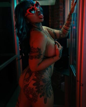 A1cheeks Naakte Lekken OnlyFans Foto 3