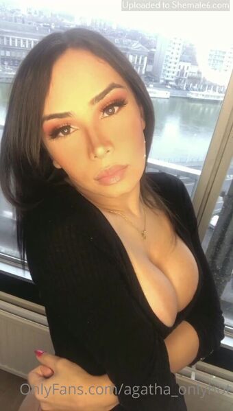 Agatha Onlyhot Naakte Lekken OnlyFans Foto 7