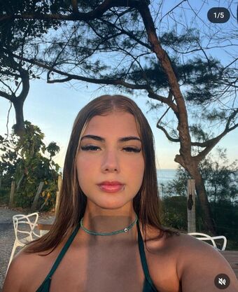 Alegomess Naakte Lekken OnlyFans Foto 3