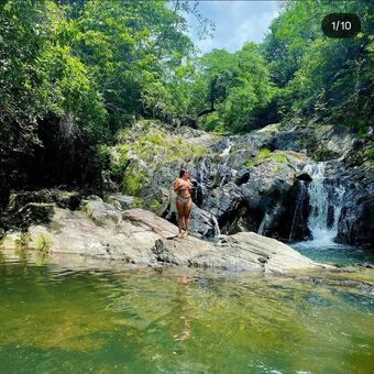 Alice Ajala Moreira Naakte Lekken OnlyFans Foto 8