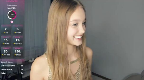 AliceMelison Naakte Lekken OnlyFans Foto 9