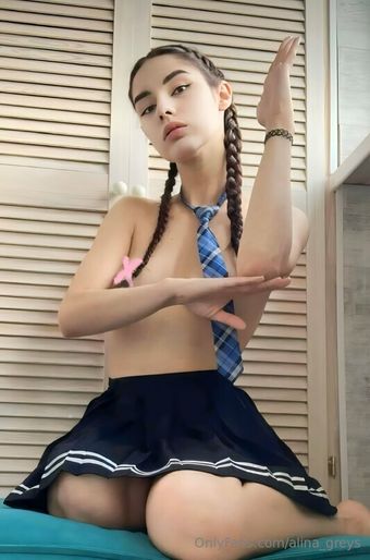 alina_greys