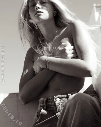 Alisa Winkler Naakte Lekken OnlyFans Foto 23