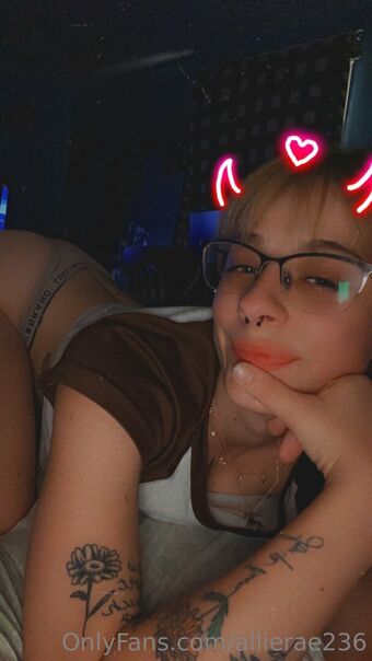 allierae236 Naakte Lekken OnlyFans Foto 36
