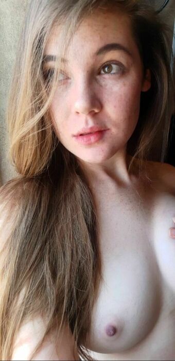 allyson_grey