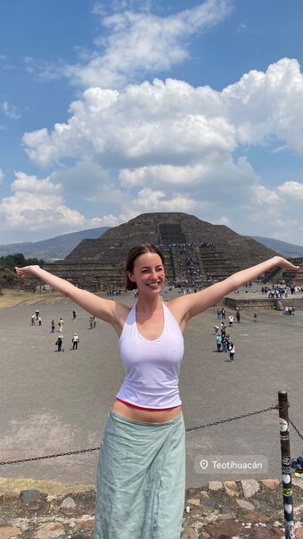 Amelie Manzoli Naakte Lekken OnlyFans Foto 277