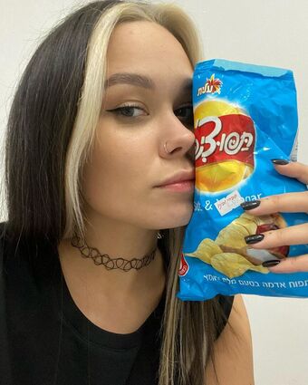Ami Young Naakte Lekken OnlyFans Foto 32