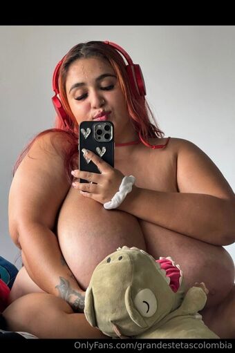 andreaxmelons Naakte Lekken OnlyFans Foto 4