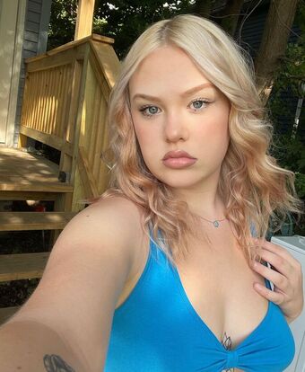 Anna Wright Naakte Lekken OnlyFans Foto 2