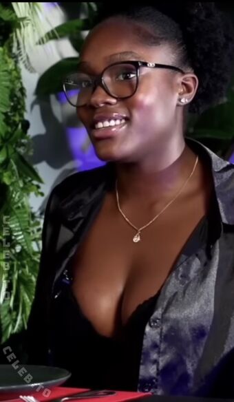 Anne Jinadel Naakte Lekken OnlyFans Foto 6