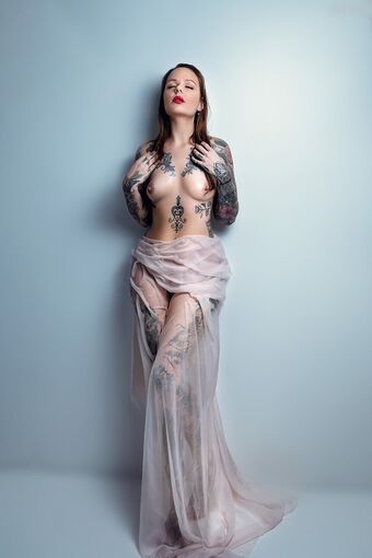 Annoir Naakte Lekken OnlyFans Foto 4