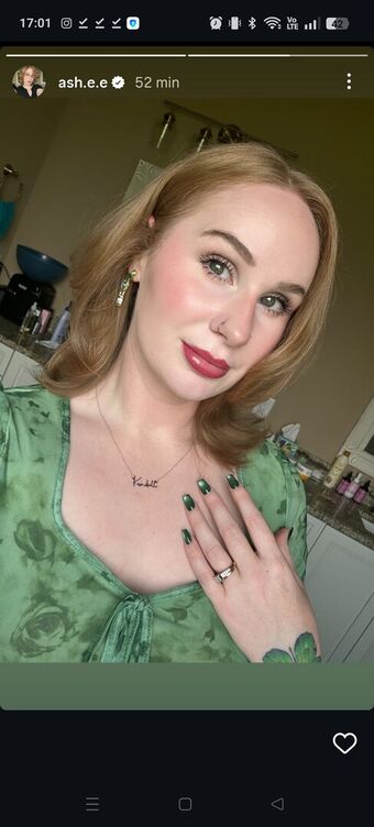 Ash.e.e Naakte Lekken OnlyFans Foto 25