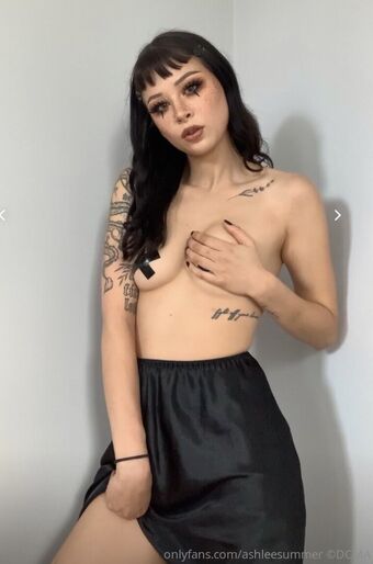 Ashlee Summer Naakte Lekken OnlyFans Foto 9