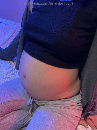 asianbellygirl