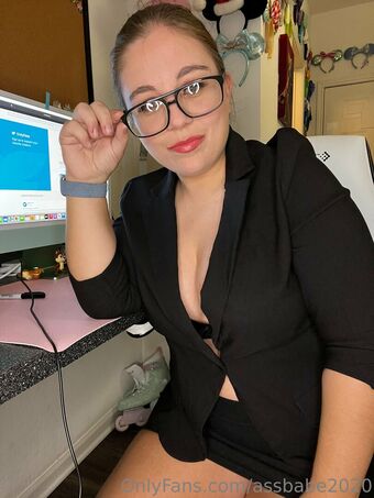 assbabe2020 Naakte Lekken OnlyFans Foto 17