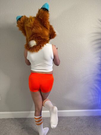 autumnfoxad