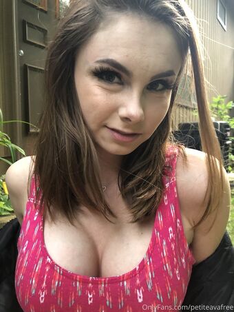 avanpcfree Naakte Lekken OnlyFans Foto 12