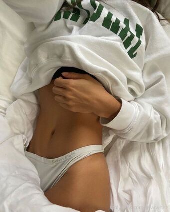 avanyc22 Naakte Lekken OnlyFans Foto 4