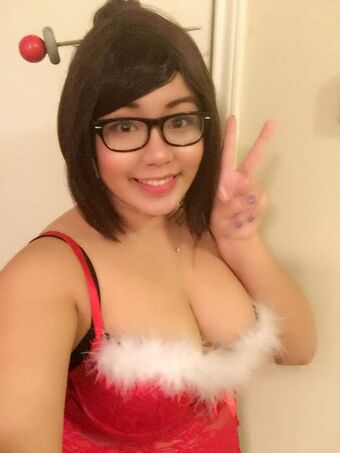 Aznproblems Naakte Lekken OnlyFans Foto 17