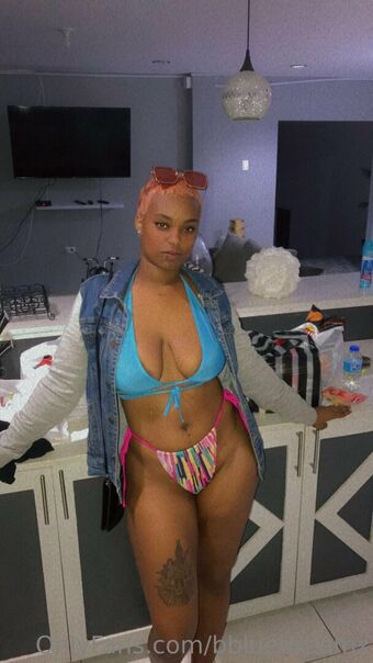 bbluedreamz Naakte Lekken OnlyFans Foto 20
