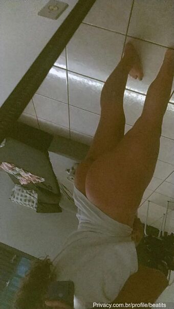 Beatits Naakte Lekken OnlyFans Foto 10