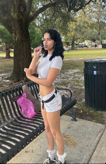 Becaguava Naakte Lekken OnlyFans Foto 37
