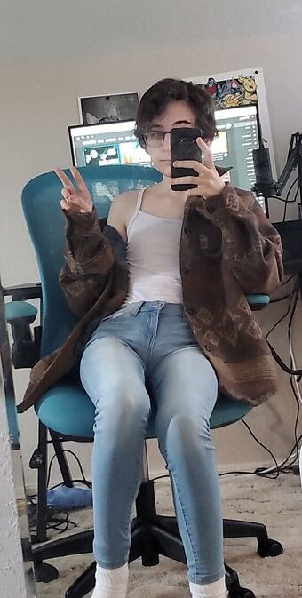 Bellafwee Naakte Lekken OnlyFans Foto 33