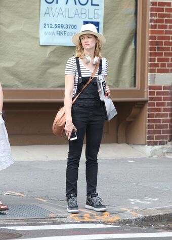 Beth Behrs