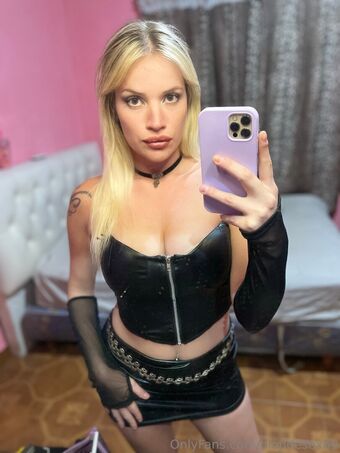 blondesex69