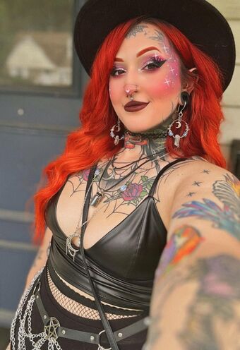 Bluecollargoth