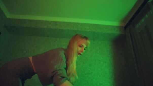 Bluewhisper Naakte Lekken OnlyFans Foto 2