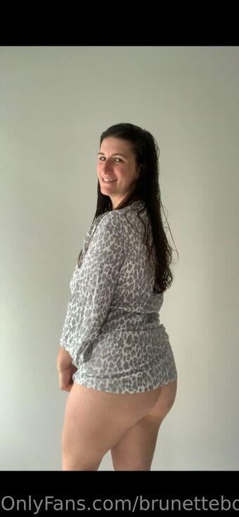 brunettebombshell13 Naakte Lekken OnlyFans Foto 36