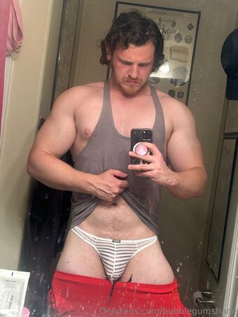 bubblegumshane Naakte Lekken OnlyFans Foto 10