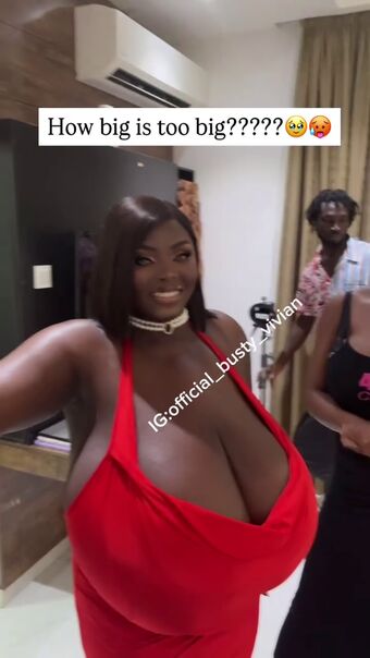 Busty Vivian Naakte Lekken OnlyFans Foto 48