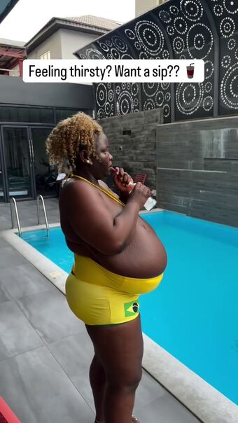 Busty Vivian Naakte Lekken OnlyFans Foto 53