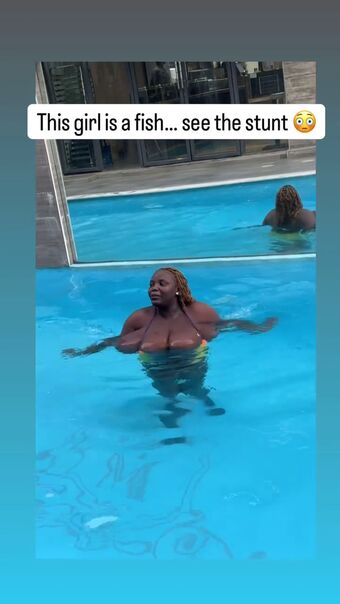 Busty Vivian Naakte Lekken OnlyFans Foto 55