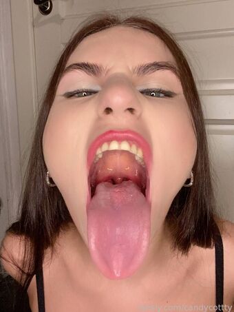 candycottty Naakte Lekken OnlyFans Foto 9