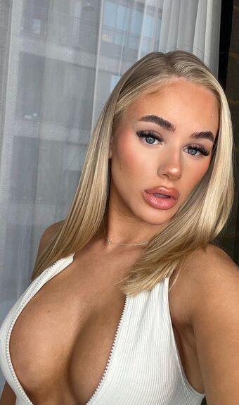 Cassierose21 Naakte Lekken OnlyFans Foto 4