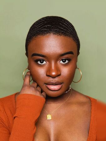 Celia Rose Gooding Naakte Lekken OnlyFans Foto 1