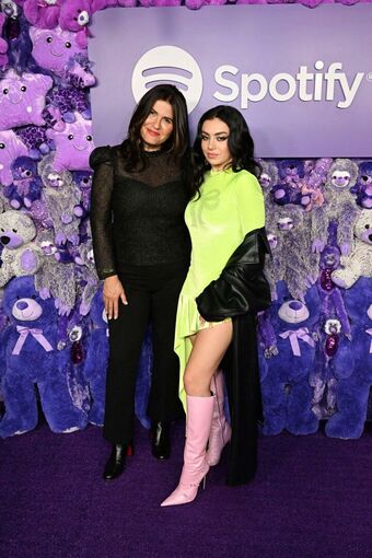 Charli-xcx