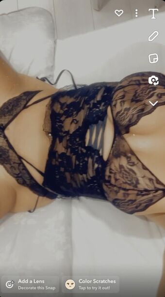Charlie69xoxo Naakte Lekken OnlyFans Foto 5