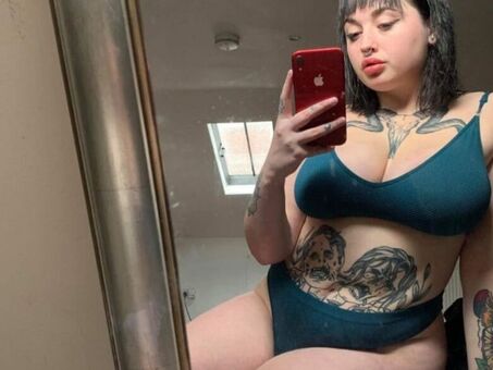 Chelsfloatstoo Naakte Lekken OnlyFans Foto 2