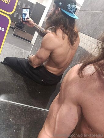 clarksteele2 Naakte Lekken OnlyFans Foto 17