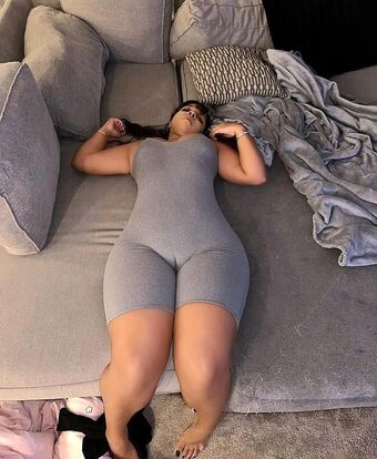 Codly Plays Naakte Lekken OnlyFans Foto 4