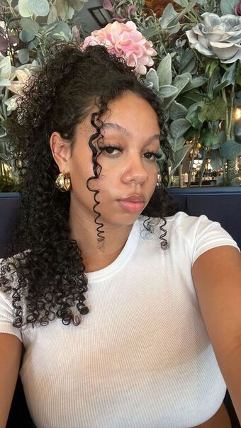 Curlsbyjayy