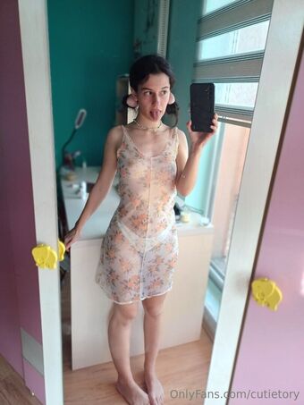 cutietory Naakte Lekken OnlyFans Foto 16
