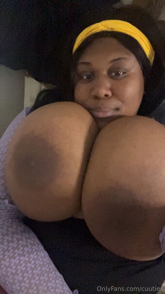cuuties Naakte Lekken OnlyFans Foto 49