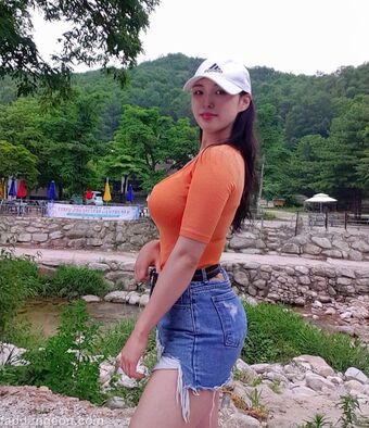 Daani._.e Naakte Lekken OnlyFans Foto 30