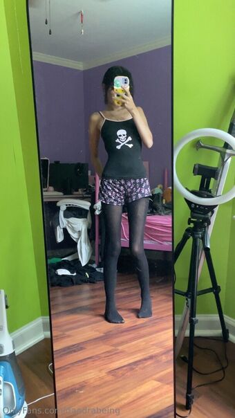 daedrabeing Naakte Lekken OnlyFans Foto 23